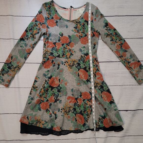 Saturday Sunday Size S Grey Muted Floral Knit Flare Dress Polka Dot Lining - Picture 7 of 12
